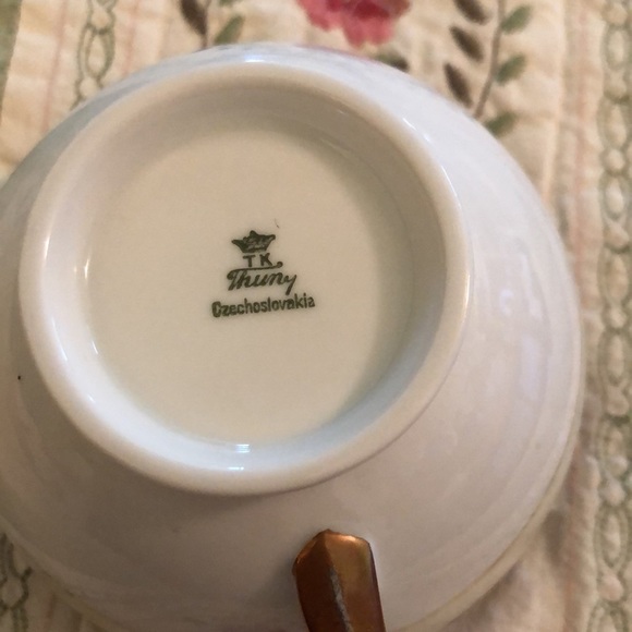 Vintage Flat Cup & Saucer (3) - Picture 2 of 4